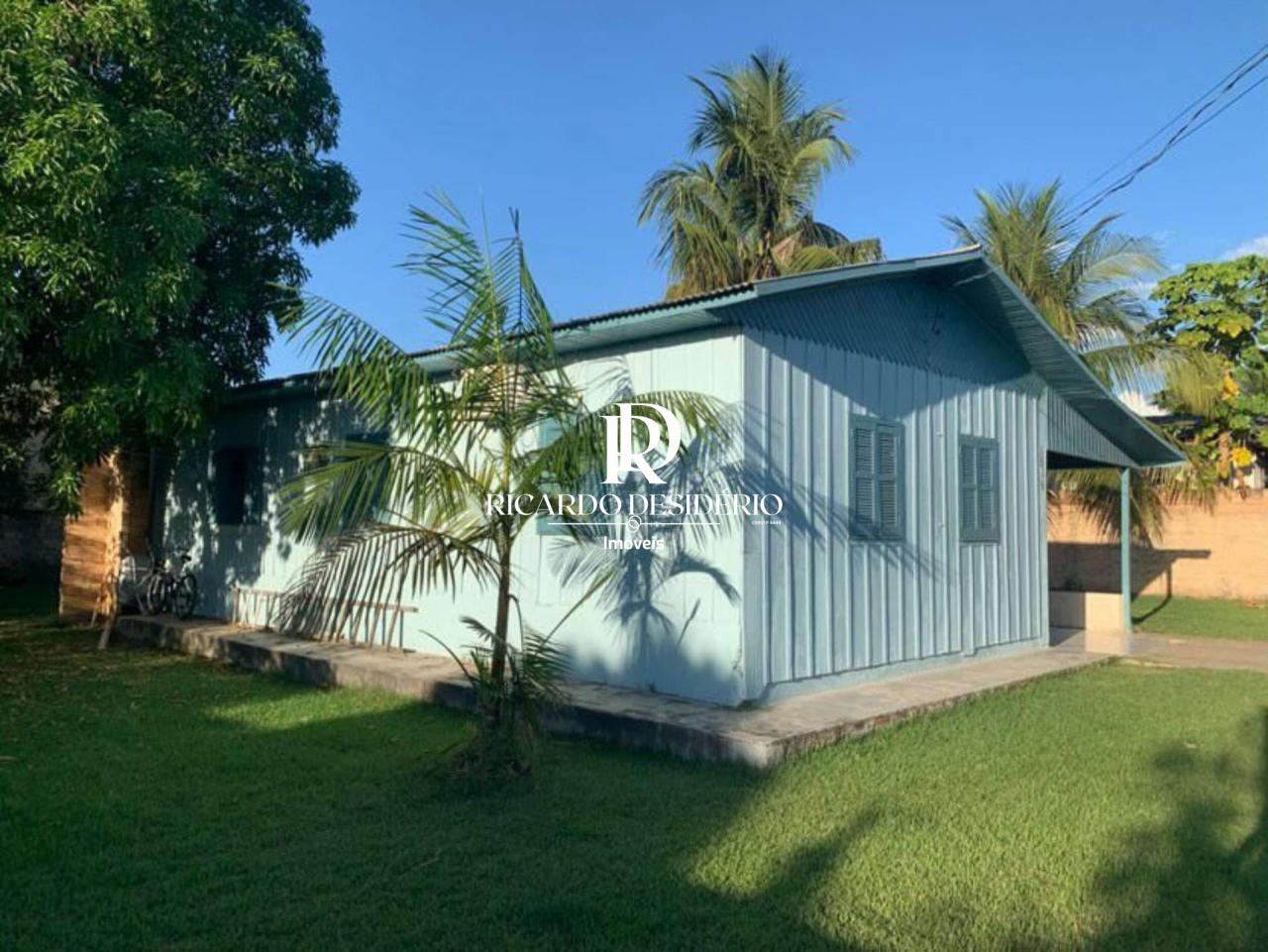 CASA COM 2 TERRENOS - PRÓXIMO CENTRO MATUPÁ